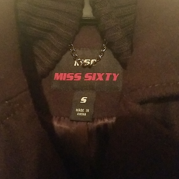 Coat - Picture 3 of 3